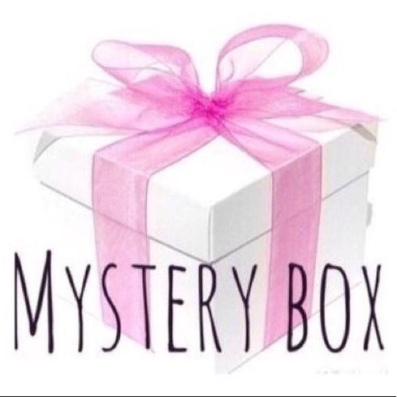 🎀 Mystery Box Bundle 🎀 (PINK & WHITE) NEW/NIB/NIP/NWT/NWOT + FREE GIFTS 🆓🛍 - Picture 3 of 8